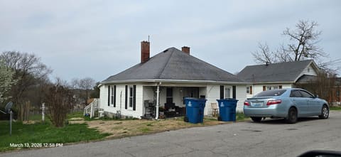 354 S Magnolia Street, Harrodsburg, KY 40330 — photo 2