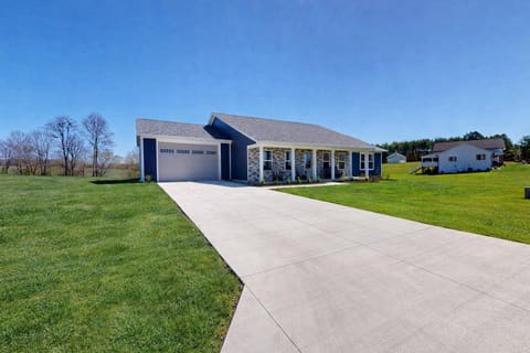 541 Beacon Street, Russell Springs, KY 42642 — photo 3