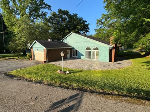 28 Atkins Belcher Road, Elkhorn City, KY 41522 — photo 3