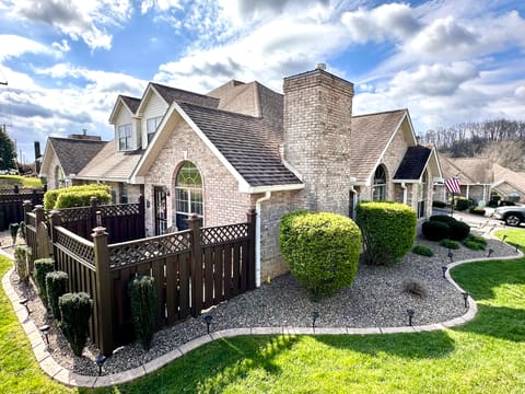 101 Village Drive, Morehead, KY 40351 — photo 4