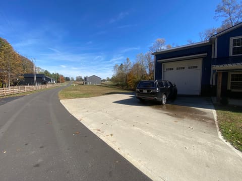 180 Peach Tree Lane, Russell Springs, KY 42642 — photo 4