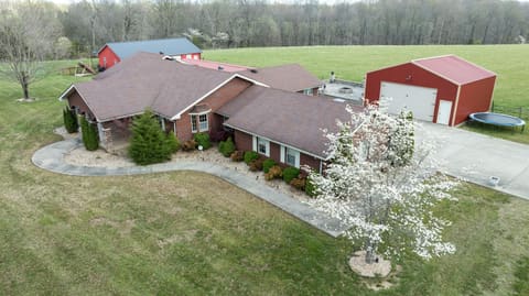 77 Deerfield Lane, Dunnville, KY 42528 — photo 4
