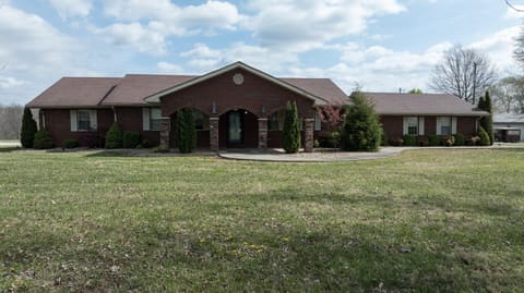 77 Deerfield Lane, Dunnville, KY 42528 — photo 2