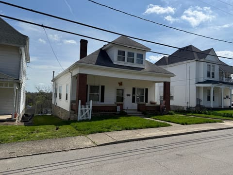 672 Higgins Avenue, Paris, KY 40361 — photo 2