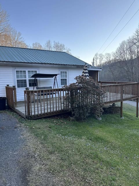 20751 State Hwy 190, Frakes, KY 40940 — photo 2