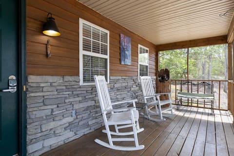 519 Enchanted Forest Way, Burnside, KY 42519 — photo 4