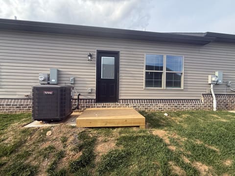 838 Ridgewood Drive 5, Berea, KY 40403 — photo 3