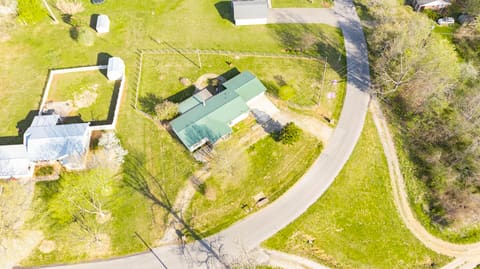 1015 Old Fall Creek Road, Monticello, KY 42633 — photo 2