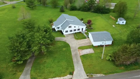 101 Hughley Lane, Harrodsburg, KY 40330 — photo 2