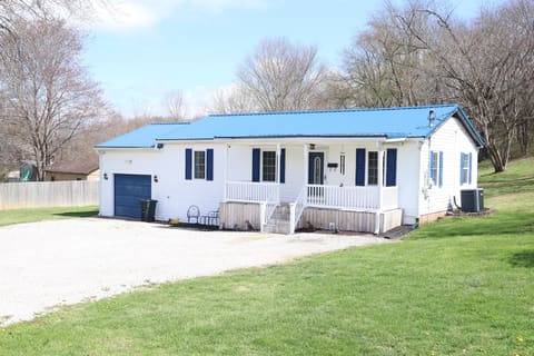 2080 Kentucky 39, Crab Orchard, KY 40419 — photo 2