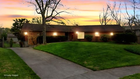 2044 Manor Drive, Lexington, KY 40502 — photo 3