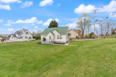 31 Cemetery Road, Williamsburg, KY 40769 — photo 5