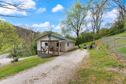54 Woodlawn Avenue, Williamsburg, KY 40769 — photo 2