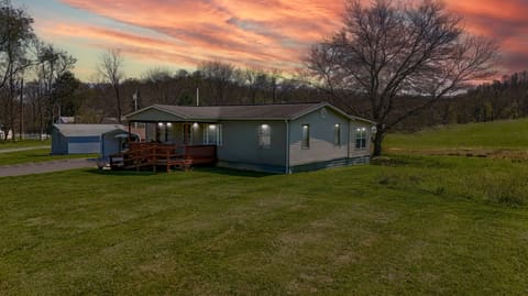451 Walnut Grove Road, Annville, KY 40402 — photo 2