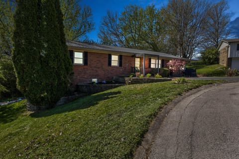 122 Azalea Court, Mt Sterling, KY 40353 — photo 3