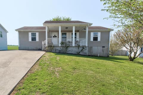 861 Thorn Trace Drive, Mt Sterling, KY 40353 — photo 2