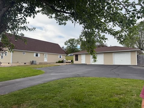32 Ricky Lane, Russell Springs, KY 42642 — photo 5
