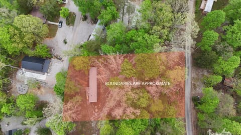 460 N Lake Drive, Burnside, KY 42519 — photo 2