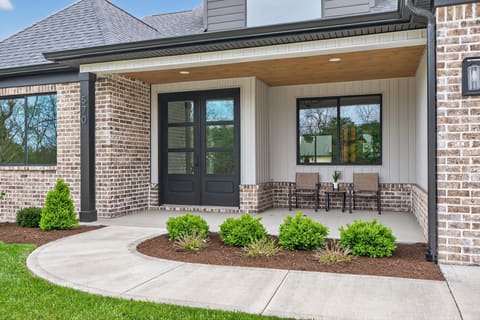570 Saffron Lane, Versailles, KY 40383 — photo 3