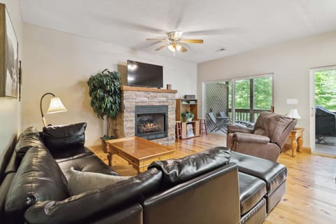 2386 Roberts Bend Road Road, Burnside, KY 42519 — photo 4