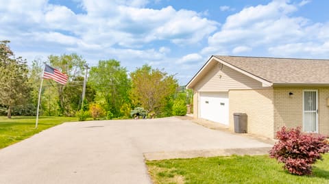 74 Stonehedge Court, Monticello, KY 42633 — photo 3