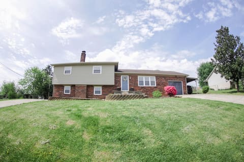 109 Rolling Hills Drive, Somerset, KY 42503 — photo 2
