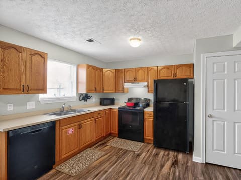502 Tecumseh Trail B, Versailles, KY 40383 — photo 2