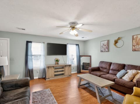 502 Tecumseh Trail E, Versailles, KY 40383 — photo 2