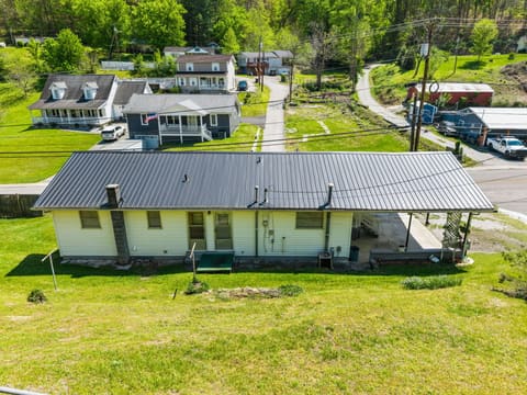 10 Frog Avenue, Manchester, KY 40962 — photo 4