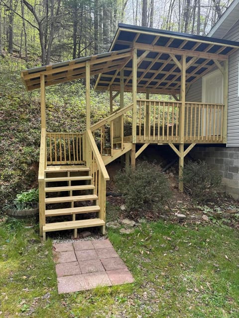 454 SW Four Mile,Right Fork Road, Fourmile, KY 40939 — photo 2