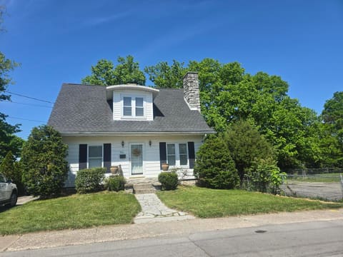 301 S 3rd Street, Nicholasville, KY 40356 — photo 2