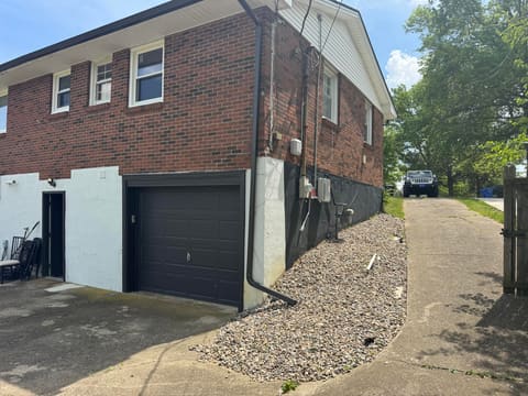 1301 Swoonalong Court, Lexington, KY 40517 — photo 2