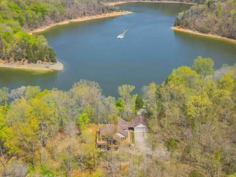 450 White Oak Drive, Nancy, KY 42544 — photo 3