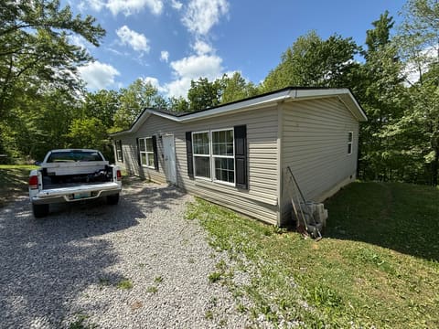 2508 Amos Ridge Road, Frenchburg, KY 40322 — photo 2