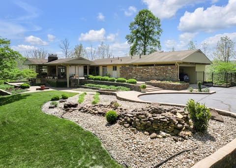 150 Pine Hill Drive, Morehead, KY 40351 — photo 2