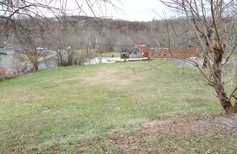 477 Main Street, West Liberty, KY 41472 — photo 2