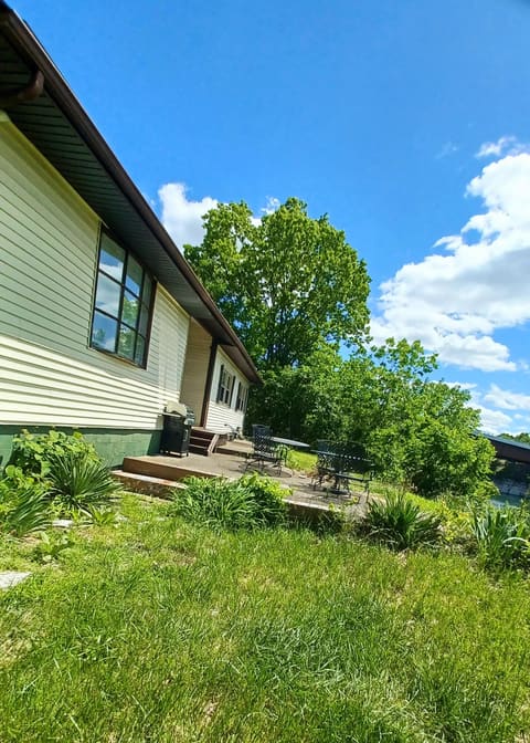 4858 Kennedy Bridge Road, Lancaster, KY 40444 — photo 2