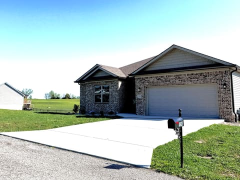 190 Liam Way, Paint Lick, KY 40461 — photo 2
