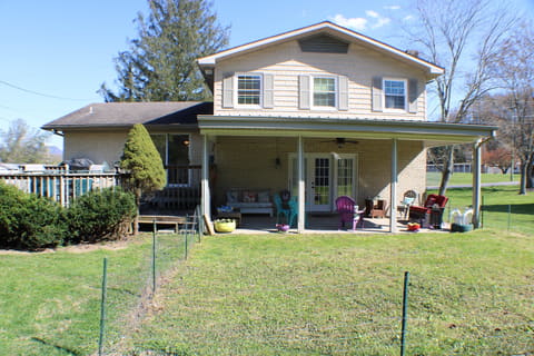 1015 Old Wilson Lane, Middlesboro, KY 40965 — photo 2