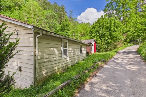 204 Greencamp Road, Arjay, KY 40902 — photo 2