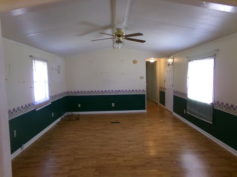 206 Waleto Street, Jeffersonville, KY 40337 — photo 2