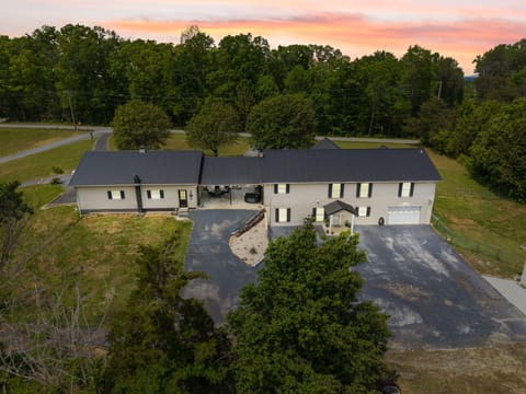 11279 Kentucky 196, Nancy, KY 42544 — photo 3
