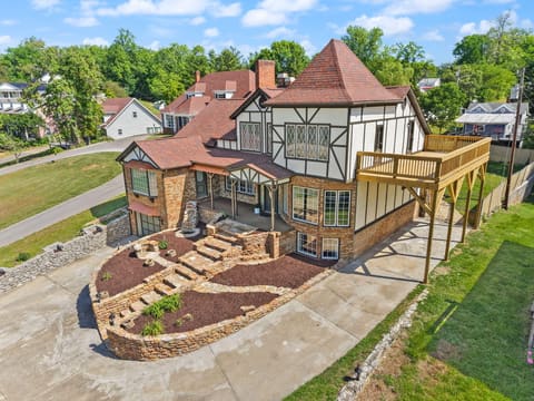 518 W Lakeshore Drive, Burnside, KY 42519 — photo 5