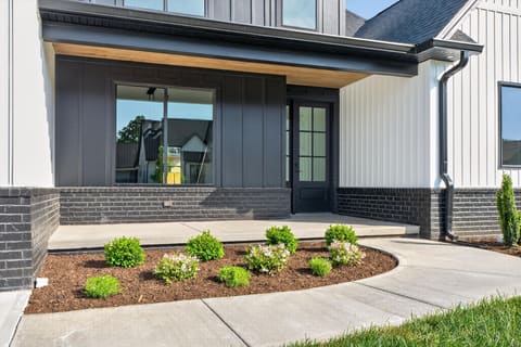 725 Azalea Lane, Versailles, KY 40383 — photo 3