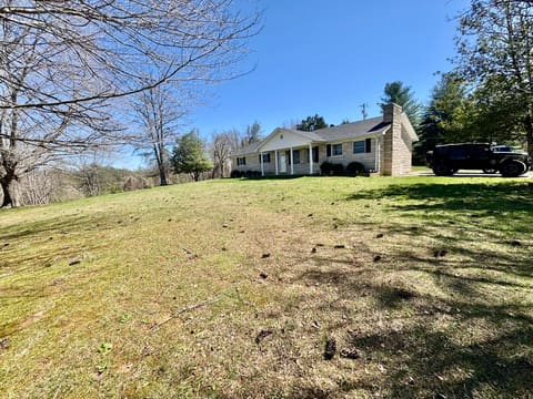 521 Clearcreek Road, Irvine, KY 40336 — photo 2