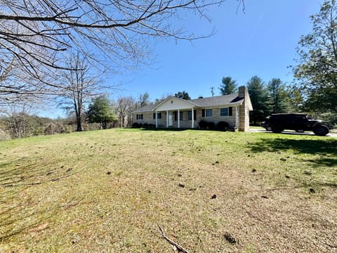 521 Clearcreek Road, Irvine, KY 40336 — photo 4