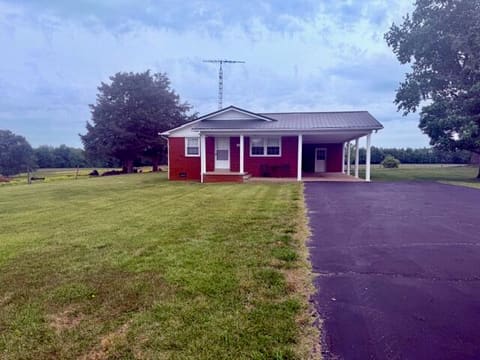 4620 Brownsville Road, Brownsville, KY 42210 — photo 2