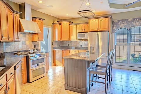 916 Country Oaks Drive, Richmond, KY 40475 — photo 2