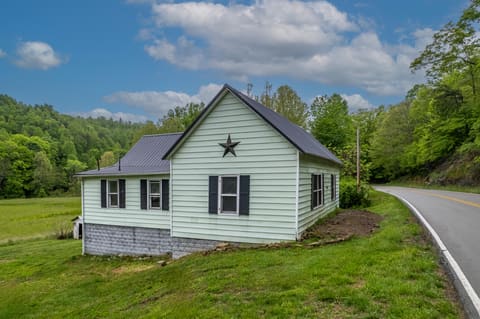 8855 Highway 191, West Liberty, KY 41472 — photo 4