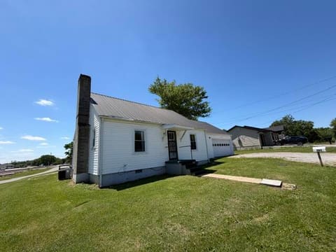 102 Brook Street, Harrodsburg, KY 40330 — photo 2